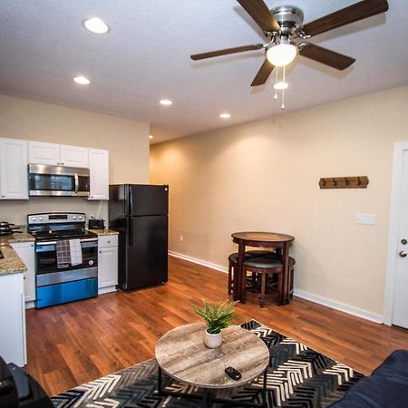 Hackberry St #A Renovated 2Br/2Ba Near Downtown Apartamento San Antonio Exterior foto