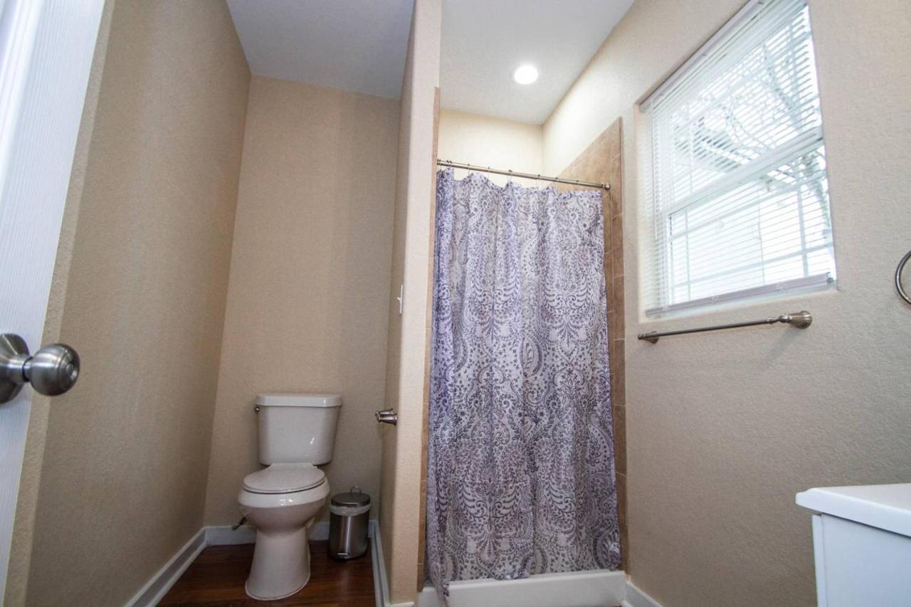 Hackberry St #A Renovated 2Br/2Ba Near Downtown Apartamento San Antonio Exterior foto