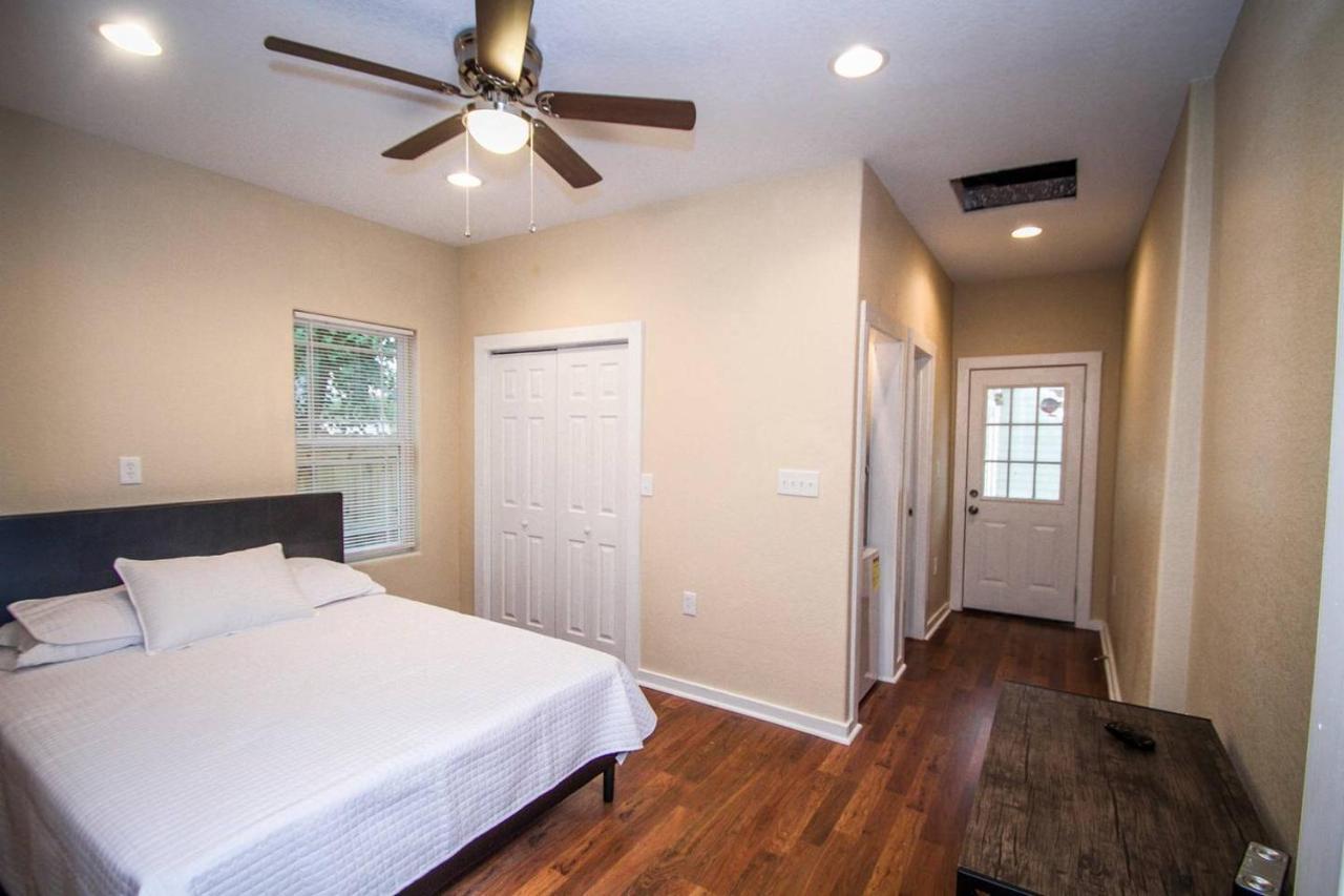 Hackberry St #A Renovated 2Br/2Ba Near Downtown Apartamento San Antonio Exterior foto