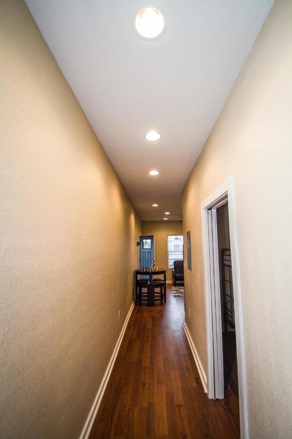 Hackberry St #A Renovated 2Br/2Ba Near Downtown Apartamento San Antonio Exterior foto